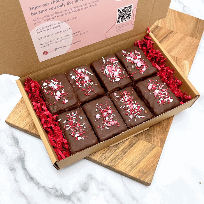 RD 16 Valentine sprinkle brownies - NL